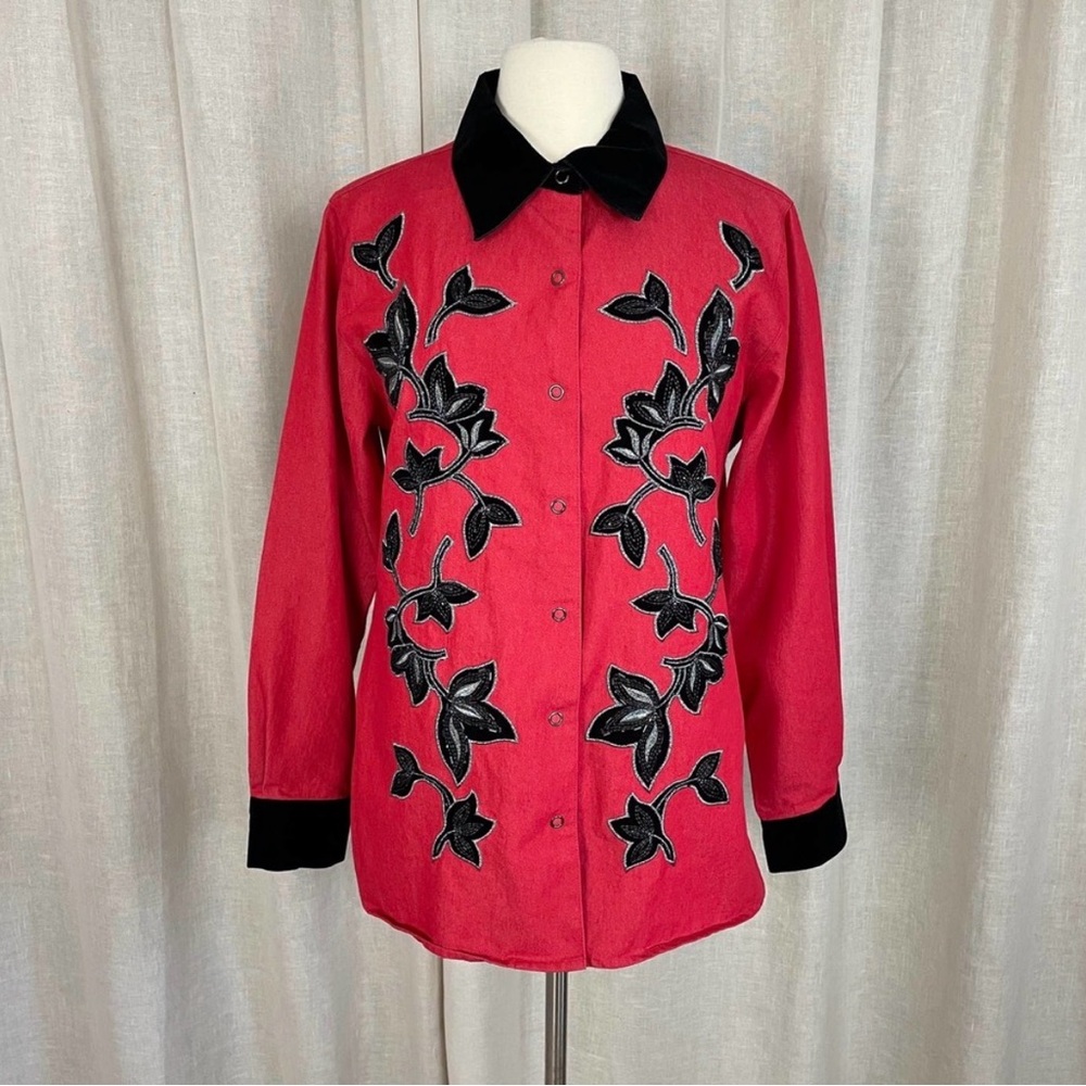 Vintage Womens Top Size Medium Red Black Button Up Floral Beaded Embroidered 90s